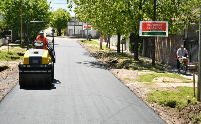 CONTINÚAN LAS TAREAS DE BACHEO Y MEJORADO ASFÁLTICO