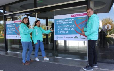 ESTEBAN ECHEVERRÍA RECIBIÓ A 100 JÓVENES QUE PARTICIPARÁN DE “SCHOLAS CIUDADANÍA MERCOCIUDADES 2022”