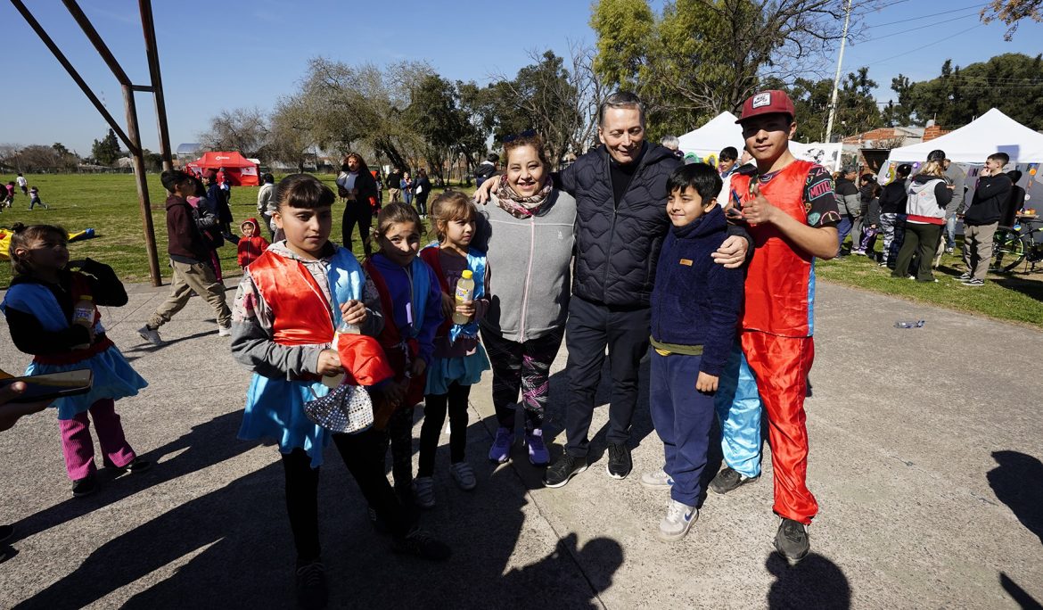 FERNANDO GRAY FORMÓ PARTE DE LOS FESTEJOS POR EL 20° ANIVERSARIO DE LA ASOCIACIÓN CIVIL SONRISAS PARA LOS CHICOS