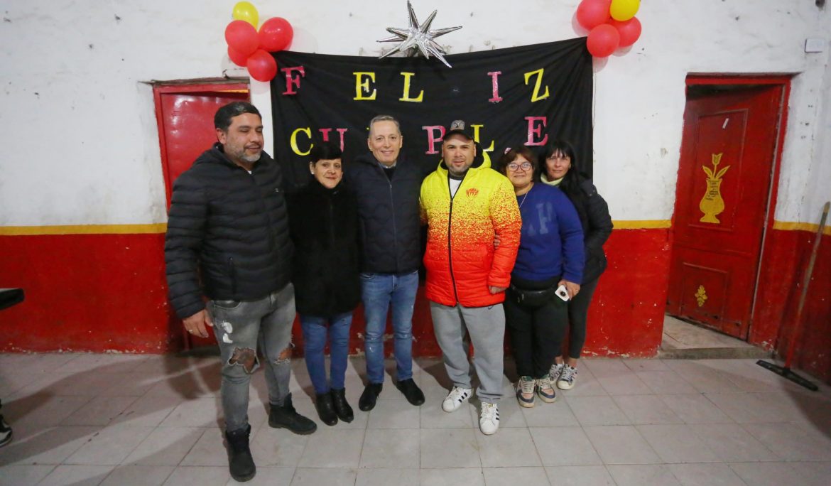 FERNANDO GRAY PARTICIPÓ DEL FESTEJO POR EL 36° ANIVERSARIO DEL CLUB SOCIAL Y DEPORTIVO DEFENSORES DE LUIS GUILLÓN