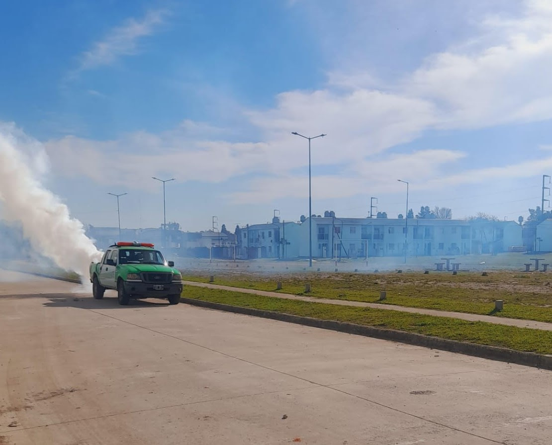 OPERATIVOS DE FUMIGACIÓN EN MONTE GRANDE SUR