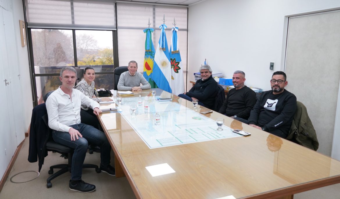 FERNANDO GRAY RECIBIÓ AL MINISTRO DE TRABAJO DE LA PROVINCIA DE BUENOS AIRES, WALTER CORREA