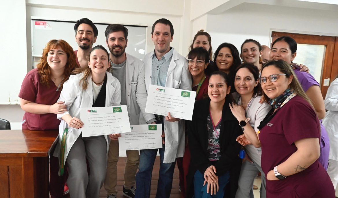 RESIDENTES DEL HOSPITAL MUNICIPAL SANTAMARINA FINALIZARON SU FORMACIÓN PROFESIONAL