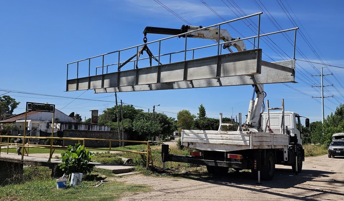 AVANZA LA CONSTRUCCIÓN DE PUENTES PEATONALES EN ESTEBAN ECHEVERRÍA