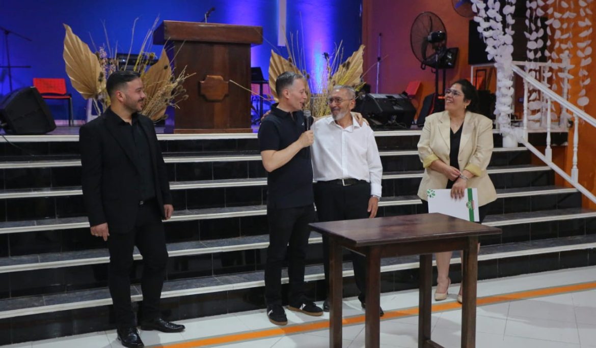 FERNANDO GRAY PARTICIPÓ DEL FESTEJO POR EL 55° ANIVERSARIO DE LA IGLESIA CRISTO ES LA RESPUESTA