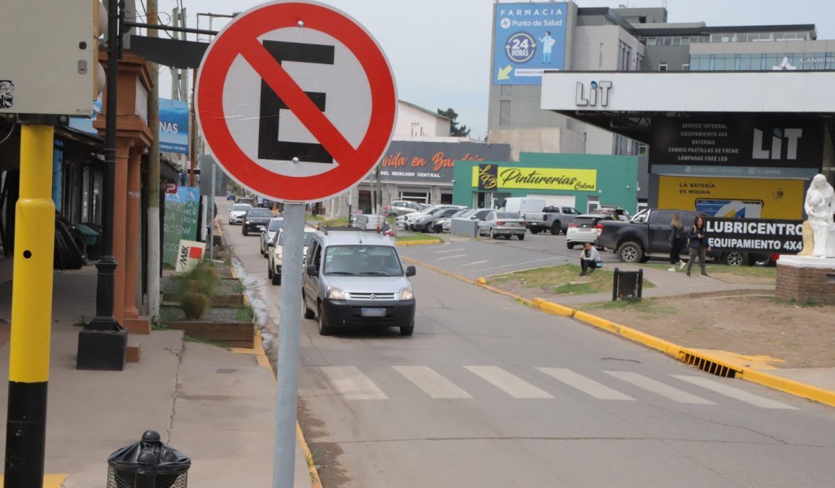 CANNING: EN OCTUBRE SE REALIZARON 100 INFRACCIONES POR NO RESPETAR LA NUEVA NORMA QUE PROHÍBE ESTACIONAR VEHÍCULOS EN LA CALLE SARGENTO CABRAL