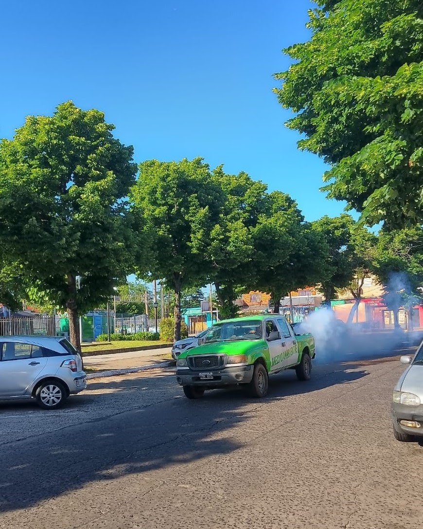 NUEVAS TAREAS DE FUMIGACIÓN EN LOS BARRIOS DEL DISTRITO