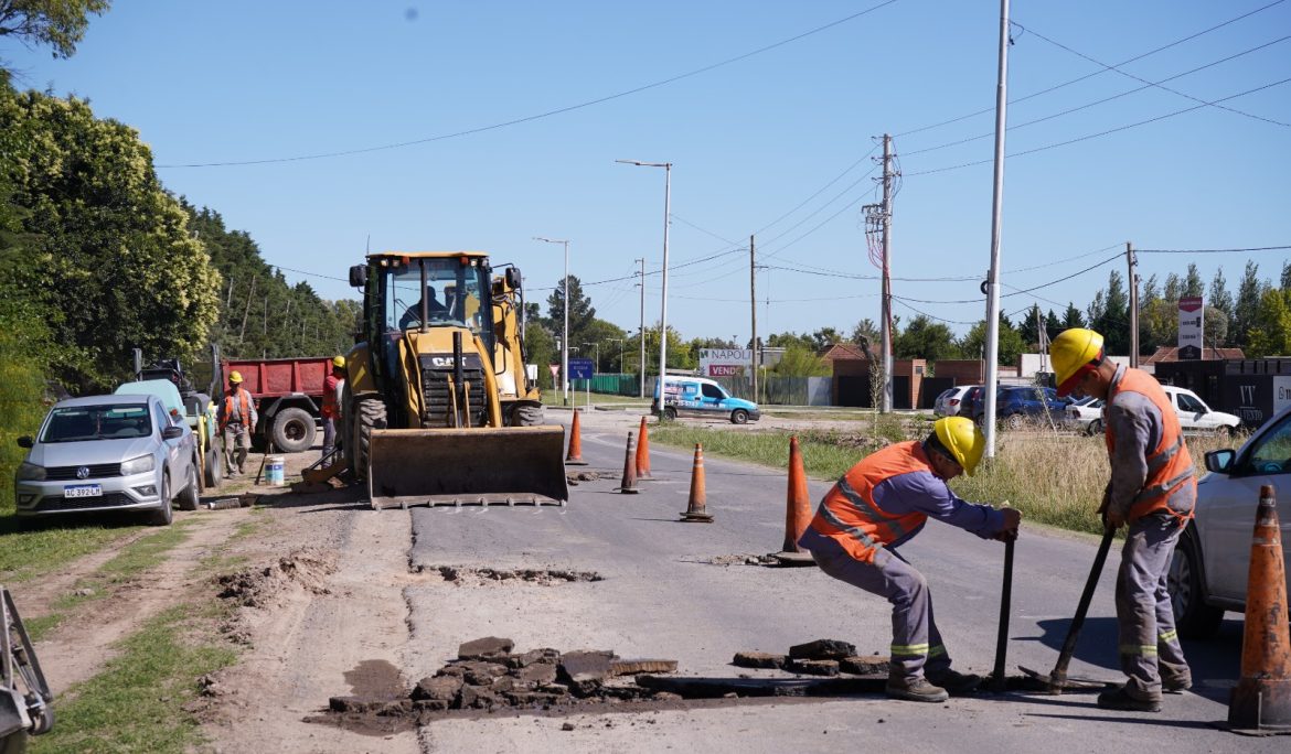 CANNING: EL MUNICIPIO AVANZA CON LAS OBRAS DE BACHEO SOBRE SARGENTO CABRAL