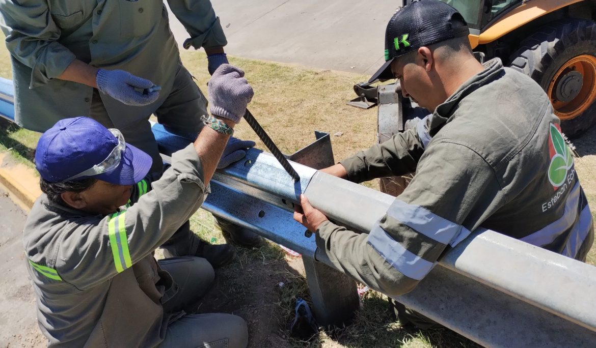 EL JAGÜEL: CAMBIO DE GUARDARRAÍLES SOBRE LA RUTA 205