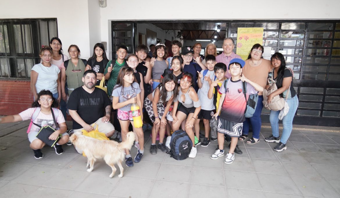 FERNANDO GRAY RECORRIÓ LAS OBRAS EN LA ESCUELA PRIMARIA N° 46 DE MONTE GRANDE