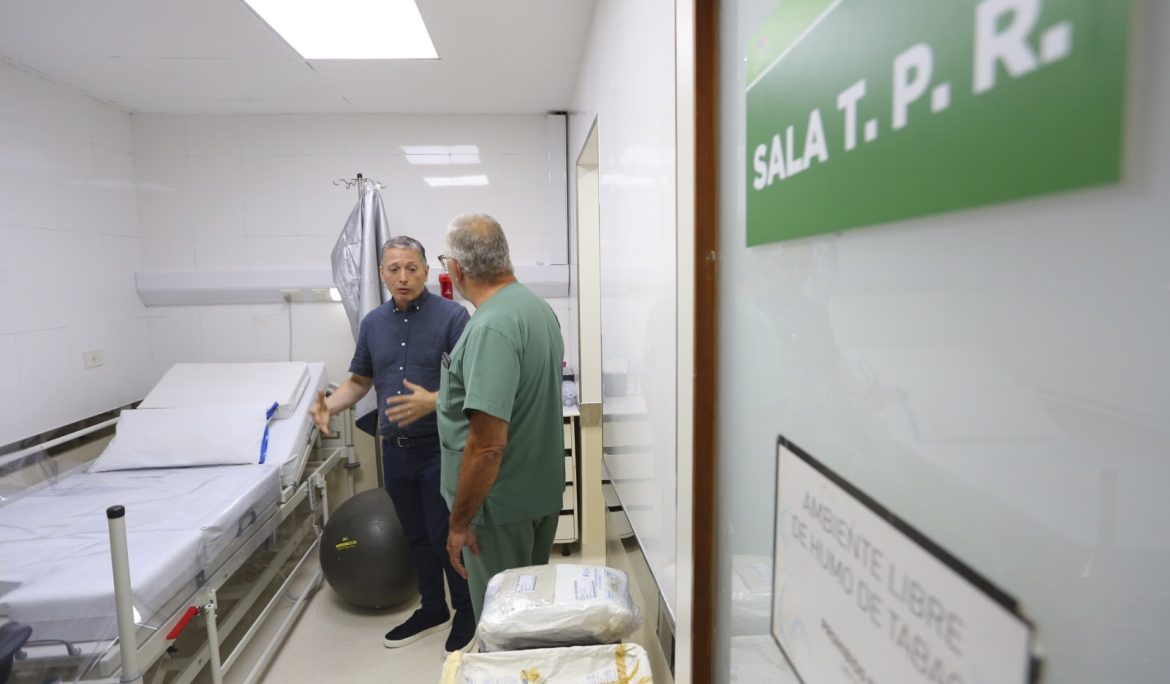 FERNANDO GRAY RECORRIÓ LAS OBRAS DEL CENTRO OBSTÉTRICO Y LAS SALAS DE PARTO EN EL HOSPITAL MUNICIPAL SANTAMARINA