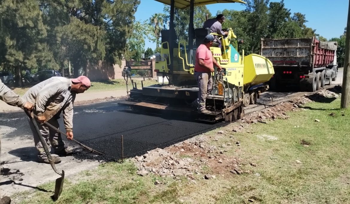 CONTINÚAN LAS OBRAS DE BACHEO EN CANNING