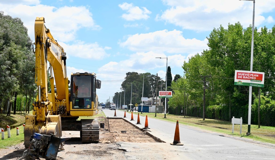 CANNING: AVANZAN LAS OBRAS DE BACHEO EN LA CALLE SARGENTO CABRAL