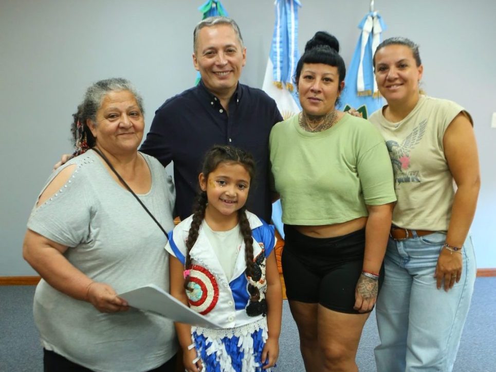 FERNANDO GRAY SE REUNIÓ CON INTEGRANTES DE LA ASOCIACIÓN CIVIL, CULTURAL, SOCIAL Y DEPORTIVA LOS SOÑADORES DE SAN SEBASTIÁN